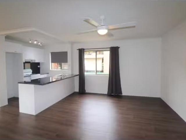 Charming 5/44 Coolangatta Road, Kirra Apartment for rent List.