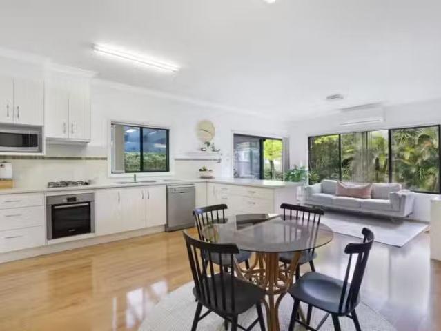 Rental! 54 Bassett St, Fairy Meadow NSW 2519 House For Lease