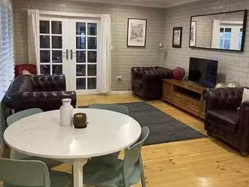 Deal! 55 Main Road, Mclaren Vale, SA 5171