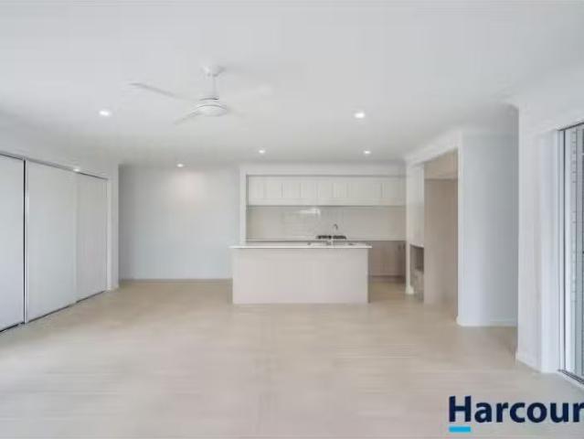 Unique 55b Acacia Avenue, GOONELLABAH Townhouse for rent List.