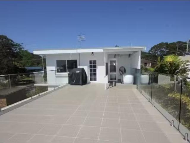 Unique 5/68 Government Road, NELSON BAY Apartment for rent Li.