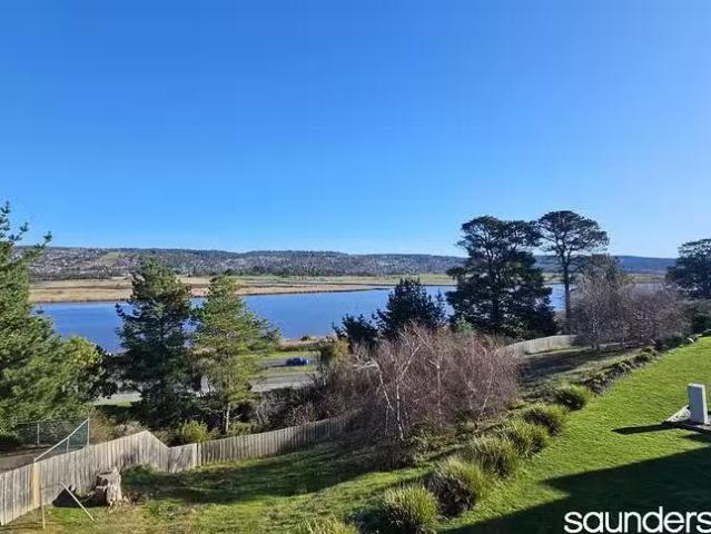 Unique 5/73 Foch Street, Mowbray, TAS 7248