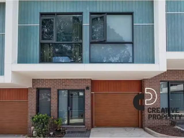 Cheap 5/79 Teralba Road, Adamstown House for rent Listed by R.