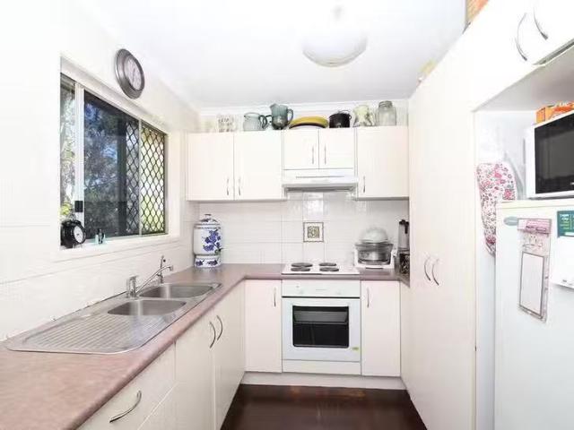 Just in! 581 Browns Plains Road, Crestmead, QLD 4132