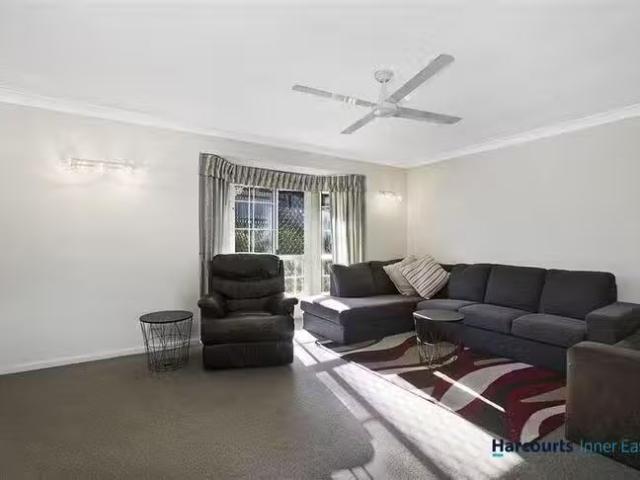 Just in! 58 Rembrandt Street, Carina, QLD 4152