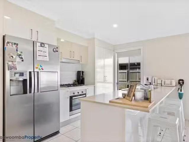 For Rent! 58 Sanctuary Drive, Cranley, QLD 4350