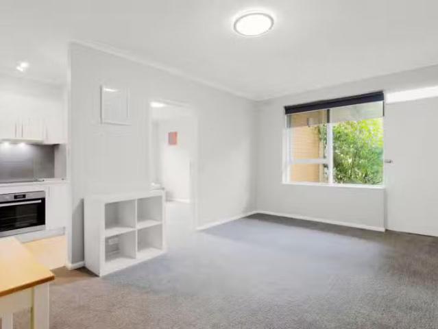 Just in! 5/9 Waratah Avenue, Glen Huntly VIC 3163
