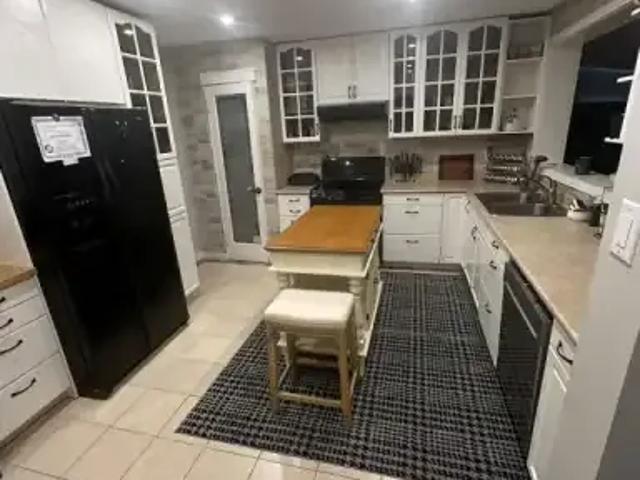 For Rent 5 Bedroom Apartment Edmonton AB DS98276147