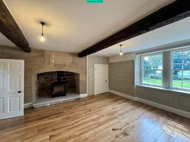 Charming 5 bedroom detached house for rent in White House, Hal.