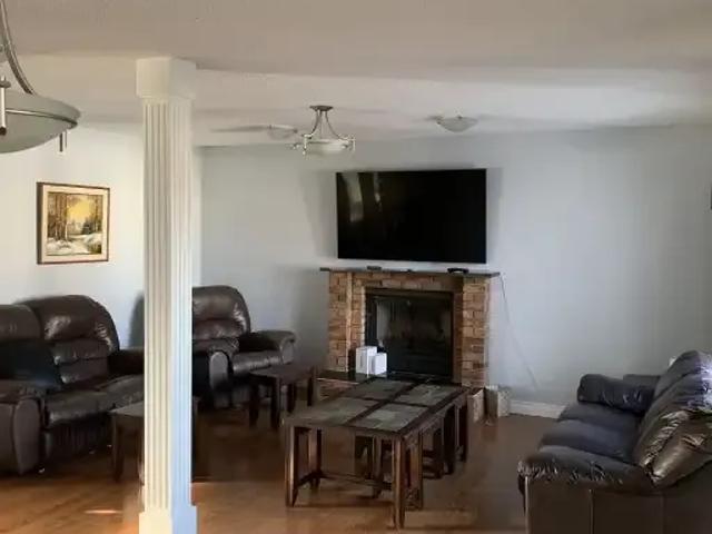 For Rent 5 Bedroom House Calgary AB DS104471226