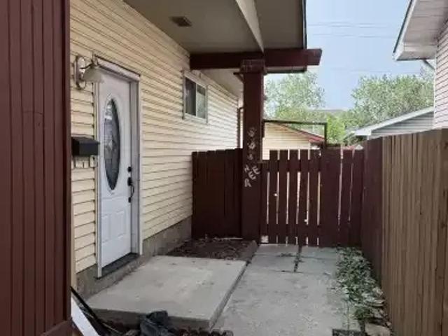 For Rent 5 Bedroom House Calgary AB DS104957590