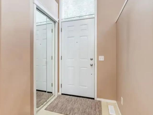 For Rent 5 Bedroom House Calgary AB DS105100805