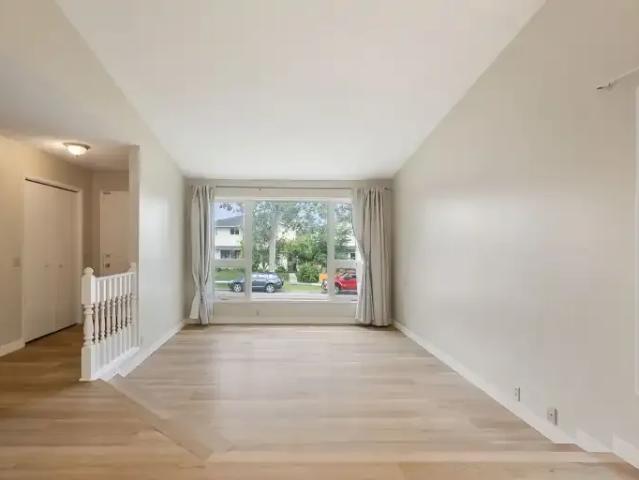 For Rent 5 Bedroom House Calgary AB DS105110847