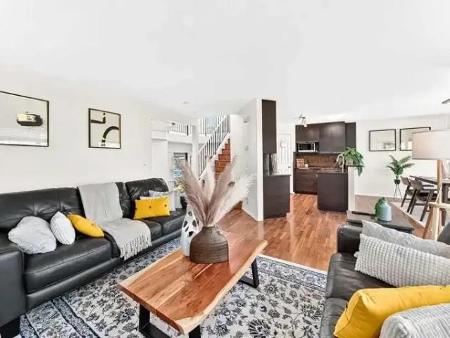For Rent 5 Bedroom House Calgary AB DS105378205