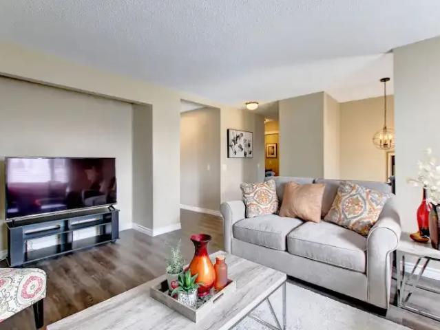 For Rent 5 Bedroom House Calgary AB DS105467083