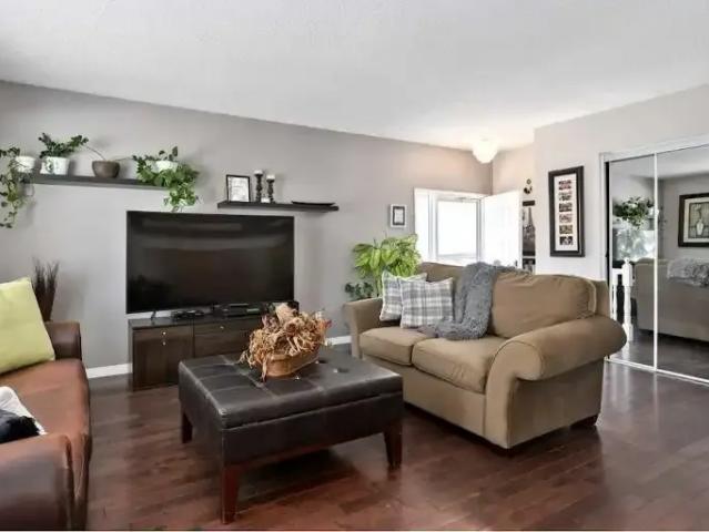 For Rent 5 Bedroom House Calgary AB DS105420741
