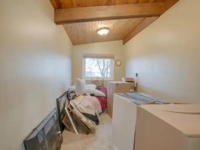 For Rent 5 Bedroom House Chestermere AB DS105505564