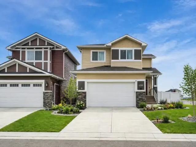 For Rent 5 Bedroom House Crossfield AB DS103542245