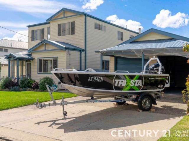 For Rent 5 Bedroom House Currarong, NSW DS102760516