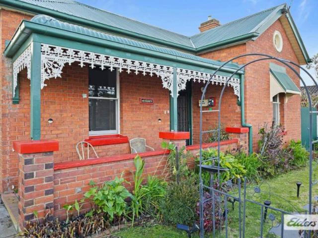 For Rent 5 Bedroom House Ararat VIC DS105943300