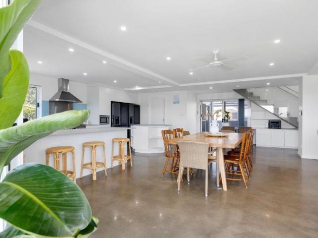 For Rent 5 Bedroom House Bawley Point NSW DS106169003