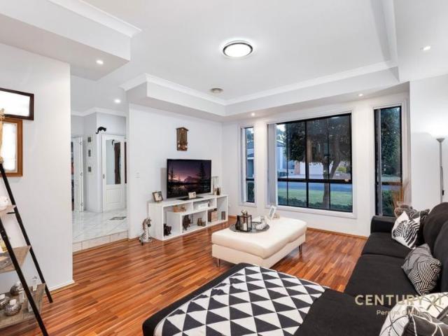 For Rent 5 Bedroom House Glen Alpine, DS104369258