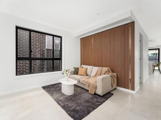 For Rent 5 Bedroom House Grantham Farm, DS104185675