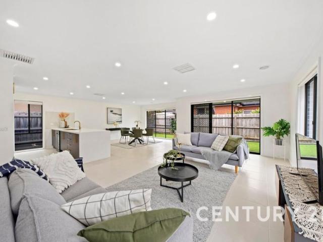 For Rent 5 Bedroom House Dandenong, VIC DS104799322