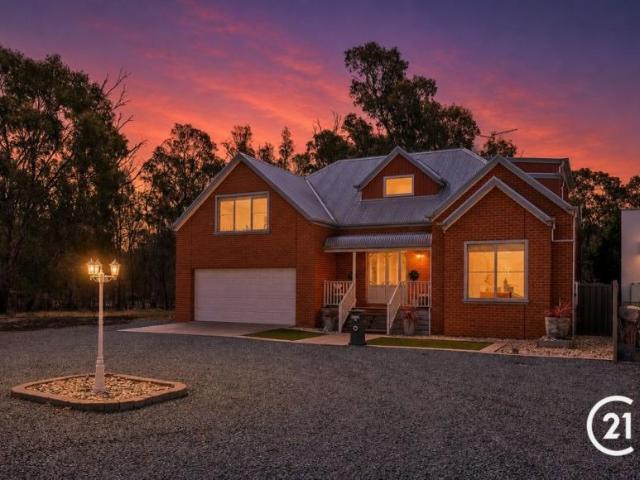 For Rent 5 Bedroom House Echuca, VIC DS104897344