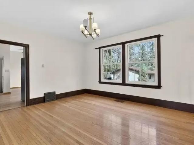 For Rent 5 Bedroom House Edmonton AB DLS104362543