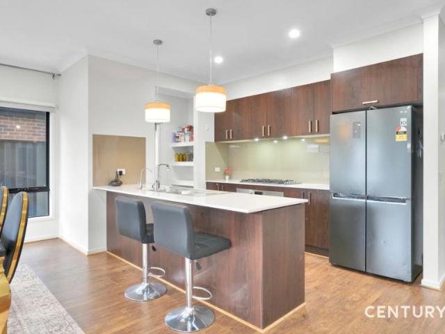 For Rent 5 Bedroom House Kalkallo, VIC DS102721093