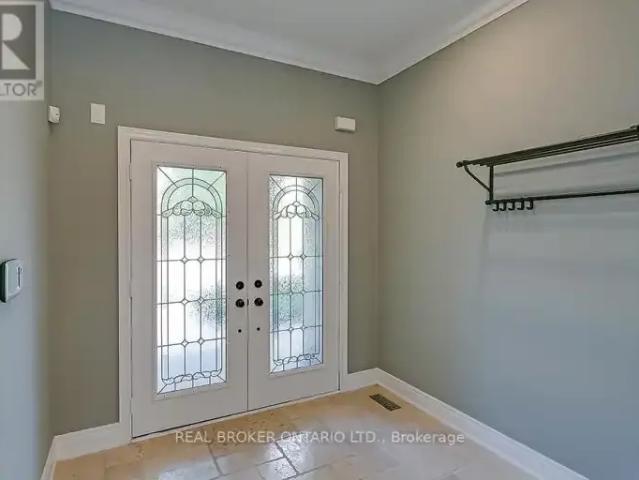 For Rent 5 Bedroom House Oakville ON DS103695266