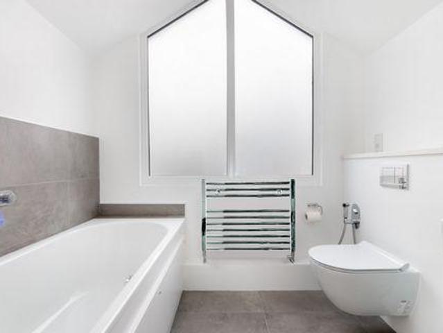 For Rent 5 Bedroom House London England DLS104260558