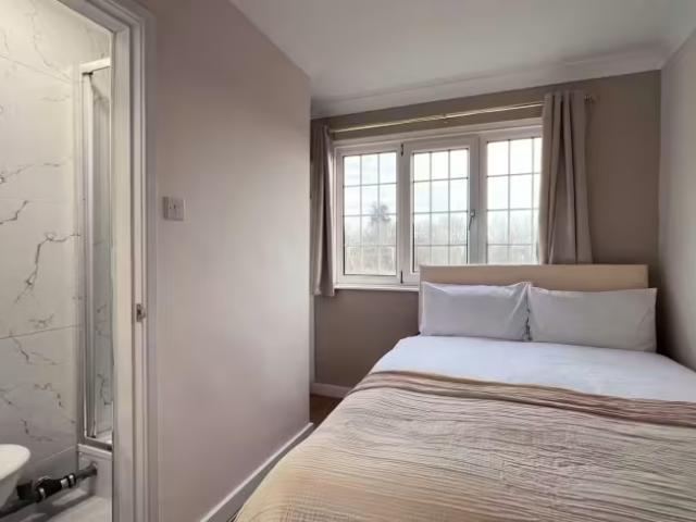 For Rent 5 Bedroom House London London DLS96437597