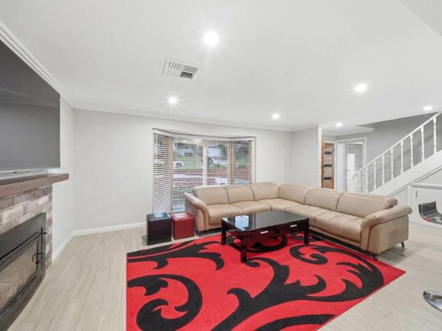 For Rent 5 Bedroom House Leumeah, NSW DS103326696