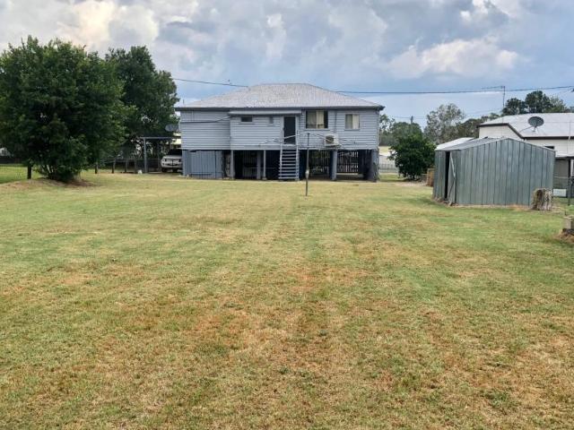 For Rent 5 Bedroom House MONTO QLD DS104952656