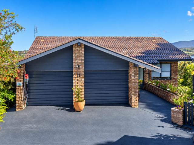 For Rent 5 Bedroom House North Narooma NSW DS106002907