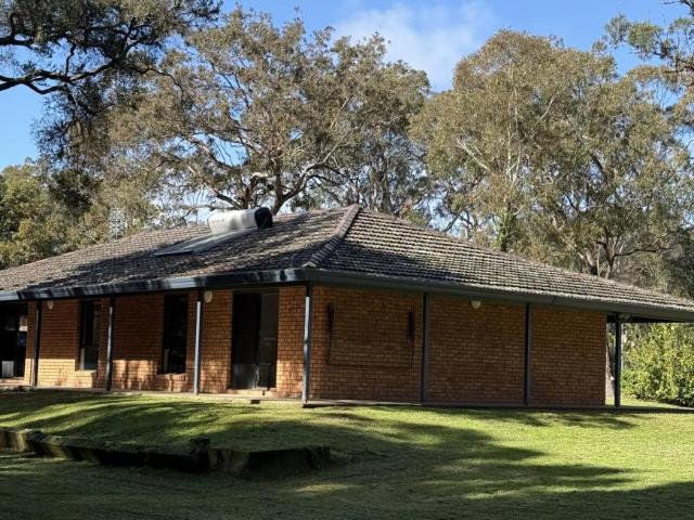 For Rent 5 Bedroom House SALT ASH NSW DS104955596