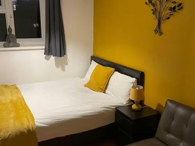 For Rent 5 Bedroom House Wolverhampton Wolverhampton DS97052582