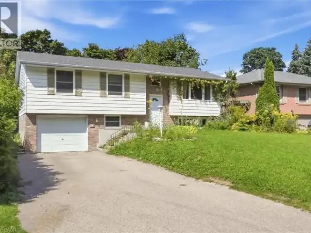 For Rent 5 Bedroom House Waterloo ON DS105506039