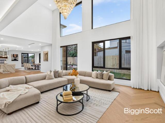 For Rent 5 Bedroom House Wheelers Hill VIC DS105865608
