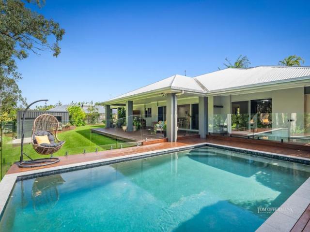 For Rent 5 Bedroom House Tewantin QLD DS101583342