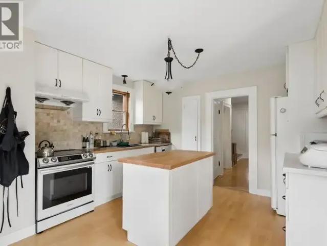 For Rent 5 Bedroom House Vancouver BC DS104888930