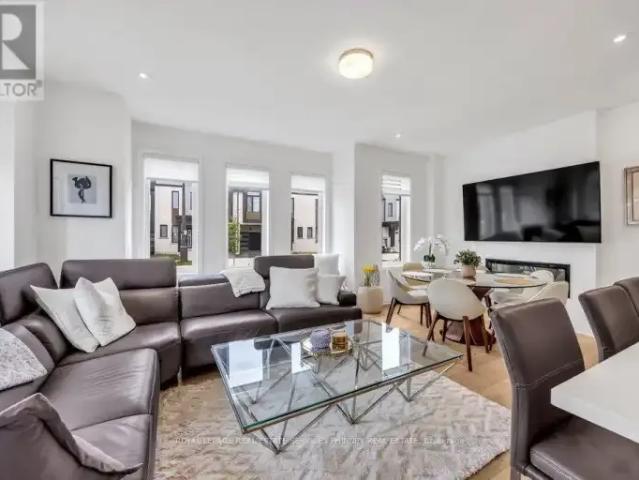 For Rent 5 Bedroom Townhouse Oakville ON DS104506948