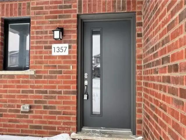 For Rent 5 Bedroom Townhouse London ON DS103215925