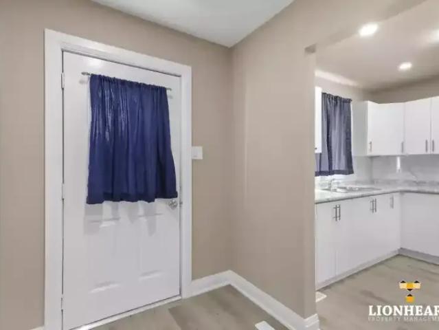 For Rent 5 Bedroom Townhouse London ON DS105704112