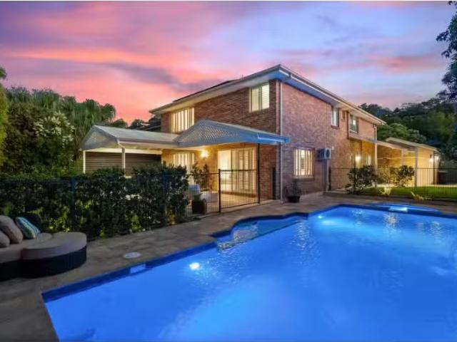 Nice 5 BR 28 Epping Drive, Frenchs Forest House for rent List.