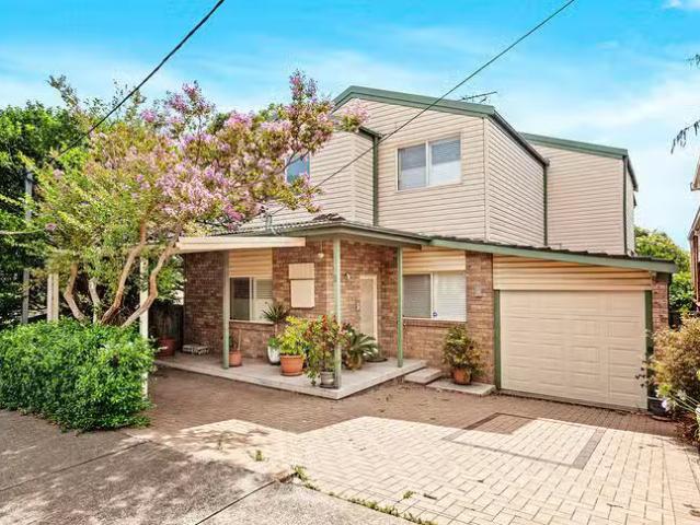 Unique 5 BR 2 Segenhoe Street, Arncliffe, NSW 2205
