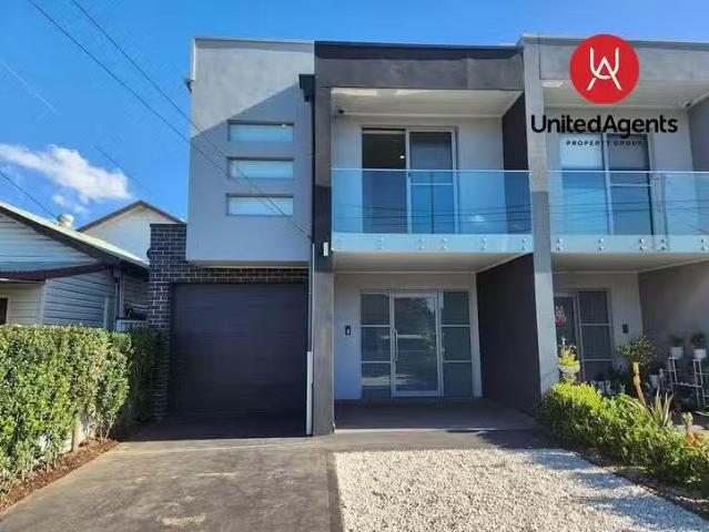 Rental! 5 BR 34 Earl Street, Canley Heights, NSW 2166