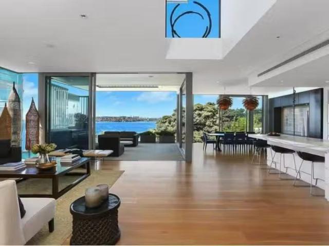 Nice 5 BR 32 Iluka Road, Mosman House for rent Listed by Brad.